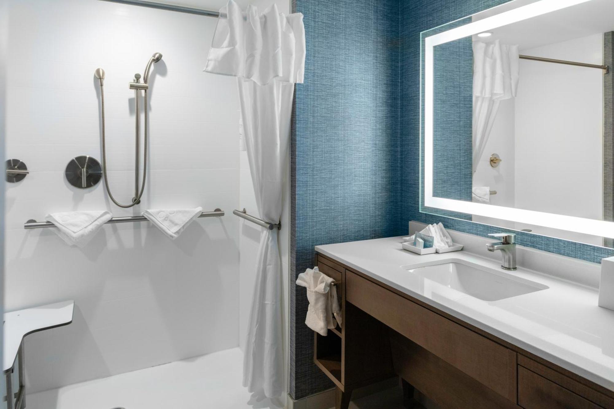 Home2 Suites By Hilton Northville Detroit Exterior photo